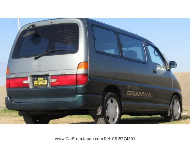 toyota granvia 1995 AUTOSERVER_15_5083_391 image 2