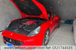 ferrari california 2010 CFJ1744535