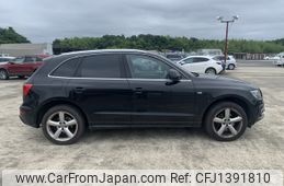 audi q5 2011 NIKYO_RR30200