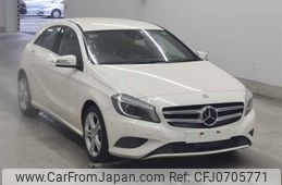 mercedes-benz a-class undefined -MERCEDES-BENZ--Benz A Class 176042-WDD1760422V097581---MERCEDES-BENZ--Benz A Class 176042-WDD1760422V097581-