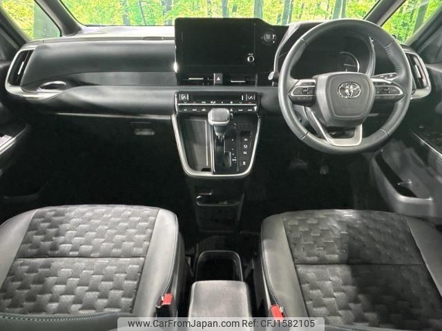 toyota voxy 2024 CFJ1582105 image 2