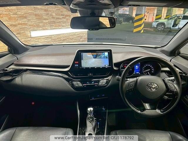 toyota c-hr 2017 -TOYOTA--C-HR DAA-ZYX10--ZYX10-2032442---TOYOTA--C-HR DAA-ZYX10--ZYX10-2032442- image 2