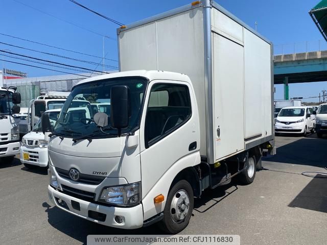 toyota dyna-truck 2017 GOO_NET_EXCHANGE_0802180A30250502W002 image 1