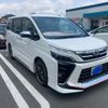 toyota voxy 2020 -TOYOTA--Voxy DBA-ZRR80W--ZRR80-0587098---TOYOTA--Voxy DBA-ZRR80W--ZRR80-0587098- image 1