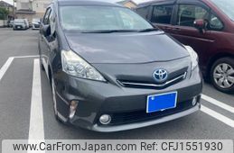 toyota prius-α 2012 CFJ1551930