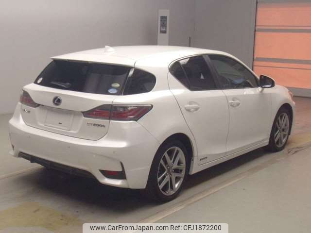 lexus ct 2016 CFJ1872200 image 2