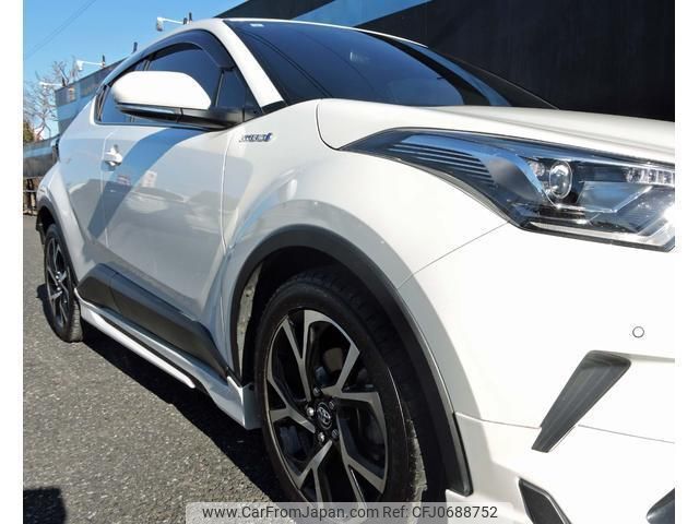 toyota c-hr 2017 quick_quick_ZYX10_ZYX10-2016380 image 2