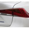 lexus is 2017 CFJ1676490 image 13