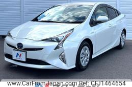 toyota prius 2018 CFJ1464654