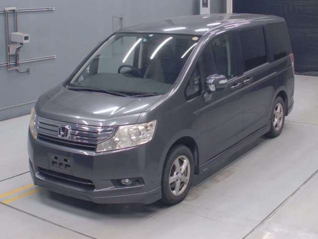 無限 rk5/rk6/rk1 stepwagon Honda StepWgn RK5 2.0 Spada Z☆NOBLESSE Body Kits & 4-pipes