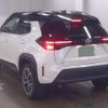 toyota yaris-cross 2021 CFJ1732343 image 2