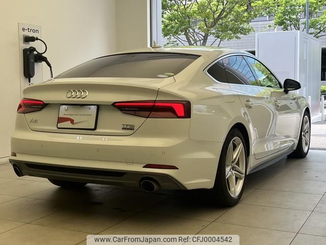 audi a5-sportback 2017 quick_quick_DBA-F5CYRL_WAUZZZF54JA035735 image 2