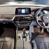 bmw 5-series 2018 quick_quick_DBA-JA20_WBAJA52090WC08645 image 3