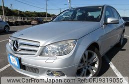 mercedes-benz c-class 2010 REALMOTOR_Y2023110193F-21