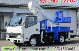 hino dutro 2014 CFJ1583663