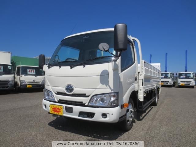 toyota dyna-truck 2023 CFJ1620356 image 1
