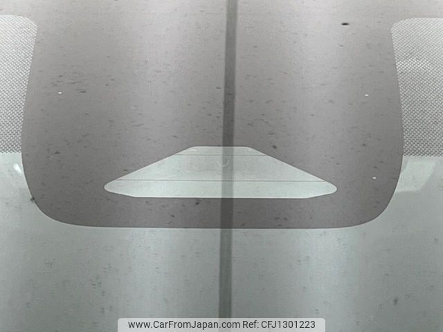 toyota sienta 2023 CFJ1301223 image 2