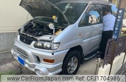 mitsubishi delica-spacegear 2002 CFJ1704986