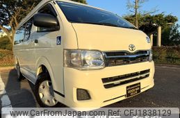 toyota hiace-van 2011 CFJ1838129