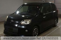 toyota porte 2012 CFJ1633535
