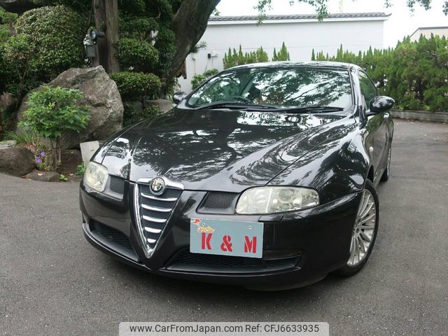 alfa-romeo gt 2004 CFJ6633935 image 1