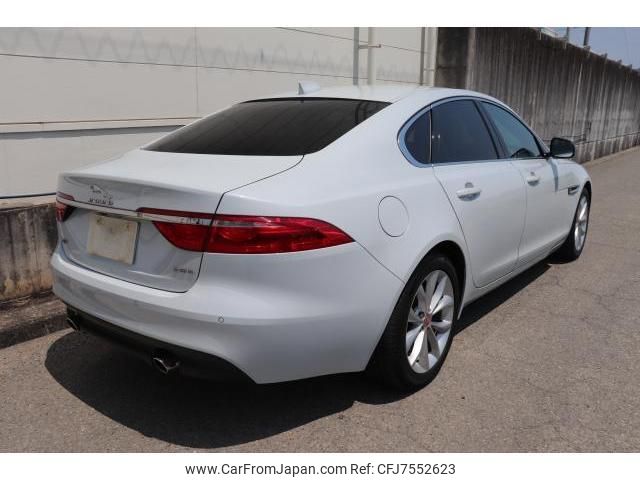 jaguar xf 2016 quick_quick_CBA-JB2GA_SAJBB4AGXHCY36920 image 2