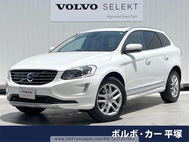 volvo xc60 2017 quick_quick_DD4204TXC_YV1DZA8RDH2207080 image 1