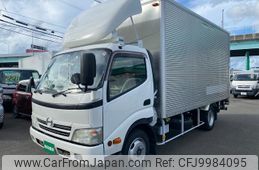 hino dutro 2010 GOO_NET_EXCHANGE_0802180A30240708W002