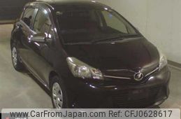 toyota vitz 2014 -TOYOTA--Vitz KSP130-2123174---TOYOTA--Vitz KSP130-2123174-