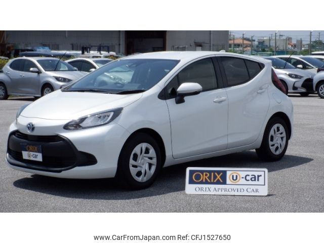 toyota aqua 2023 CFJ1527650 image 1