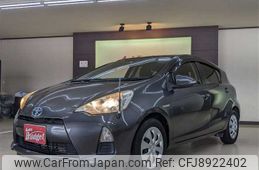 toyota aqua 2013 BD23081A9013