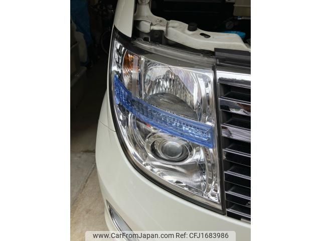 nissan elgrand 2006 CFJ1683986 image 2