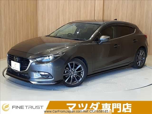 mazda axela 2016 CFJ1658165 image 1