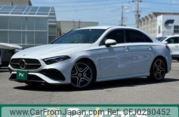 mercedes-benz a-class 2023 quick_quick_177112_W1K1771122J404644