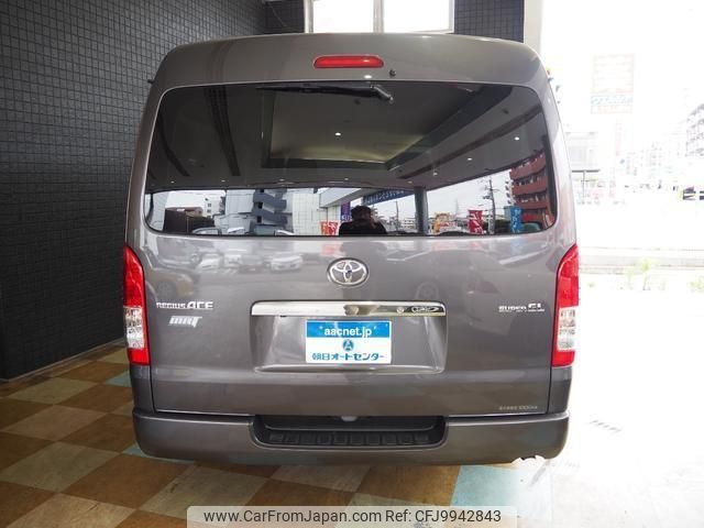 toyota regiusace-van 2014 quick_quick_LDF-KDH211K_KDH211-8005472 image 2