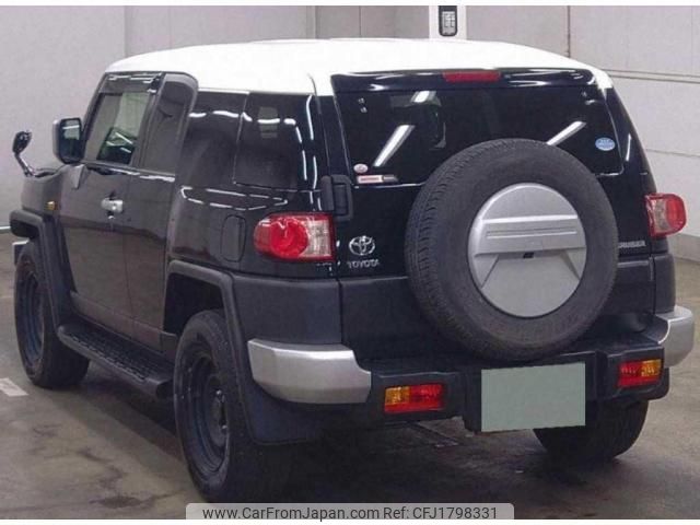 toyota fj-cruiser 2018 CFJ1798331 image 2