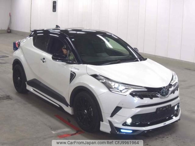 toyota c-hr 2017 quick_quick_DAA-ZYX10_ZYX10-2098792 image 1