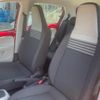 volkswagen up 2017 GOO_JP_700080342430250606001 image 25