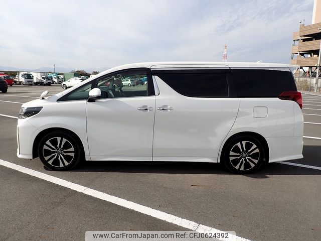 toyota alphard 2021 24341910 image 2