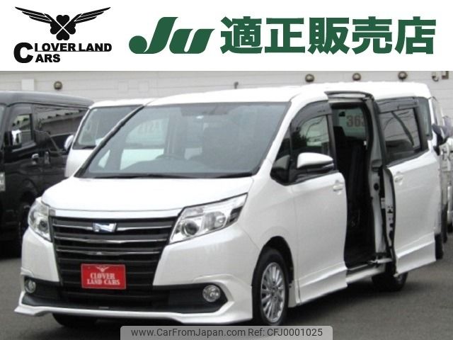 toyota noah 2014 -TOYOTA--Noah DAA-ZWR80G--ZWR80-0057117---TOYOTA--Noah DAA-ZWR80G--ZWR80-0057117- image 1