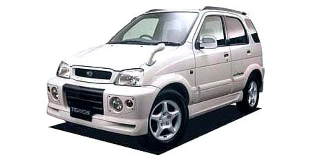 Toyota Cami бампер передний