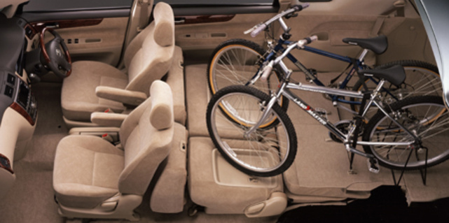 toyota ipsum салон