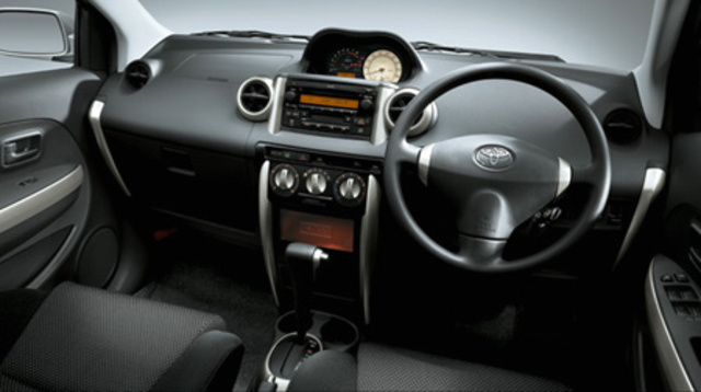 Toyota Ist 1 5 S Specs Dimensions And Photos Car From Japan