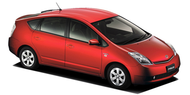 Toyota Prius S Specs, Dimensions and Photos | CAR FROM JAPAN