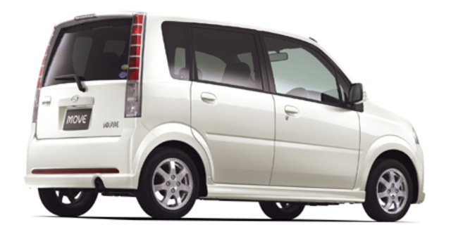 Daihatsu move характеристики. Daihatsu move. Daihatsu move 2005. Daihatsu move custom 2012. Daihatsu move custom 2018.