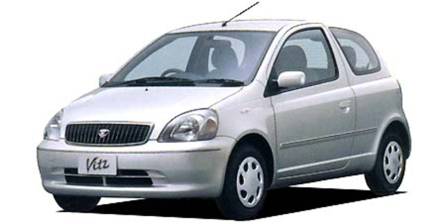 Toyota clavia vitz отличие