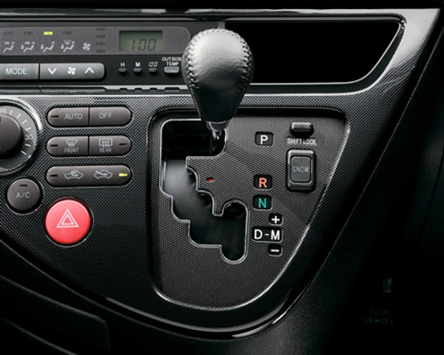 Toyota Wish Z Specs Dimensions And Photos Car From Japan