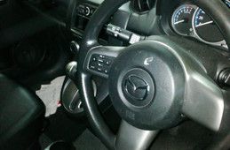 Mazda Demio 2013