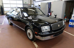 Toyota Century 1999