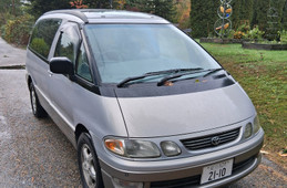 Toyota Estima Emina 1996